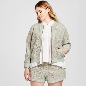 NWOT Victoria Beckham Green Shorts Sz  26W